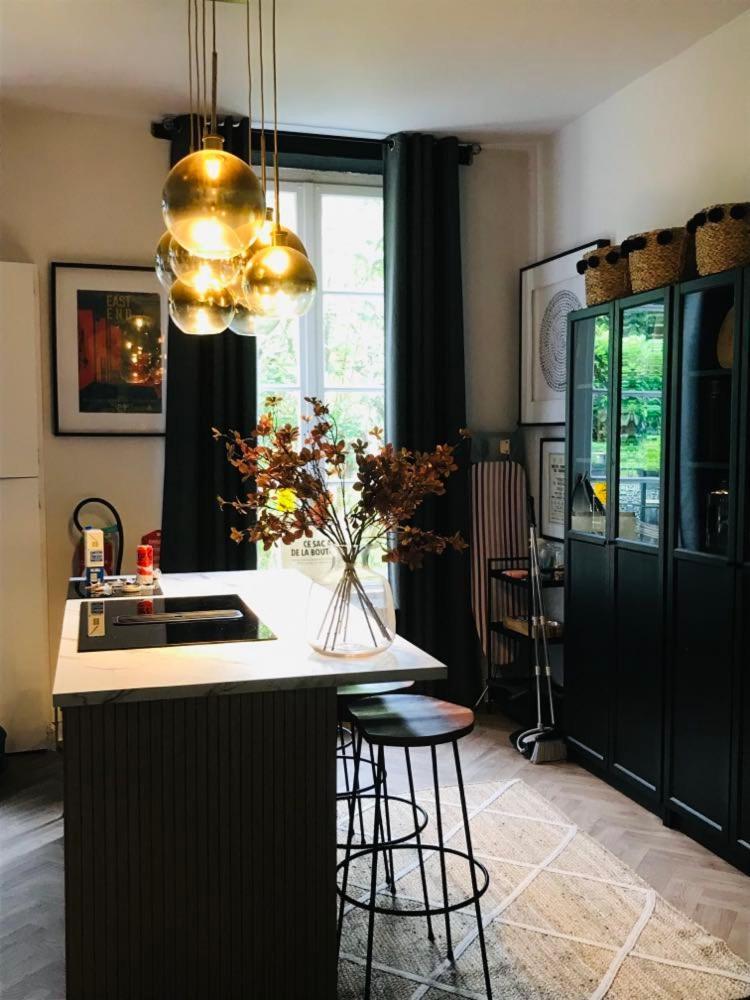 Villa Beautiful, Historic Manoir In Semi-Rural Setting Viré Exterior foto
